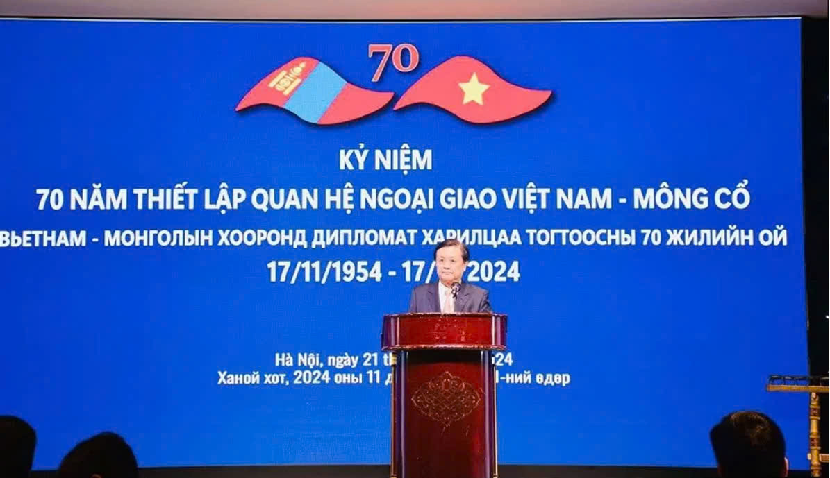 Không ngừng củng cố và phát triển quan hệ hữu nghị Việt Nam - Mông Cổ