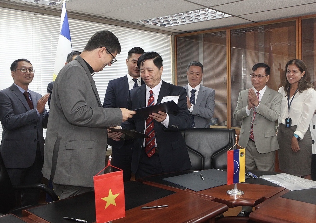 Việt Nam – Venezuela tăng cường hợp tác trong lĩnh vực giáo dục đào tạo
