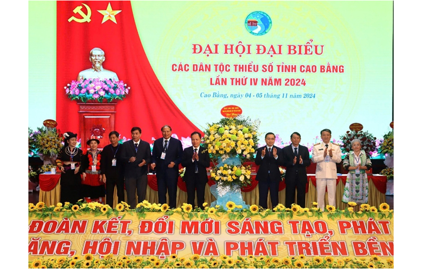 Đại hội đại biểu các dân tộc thiểu số tỉnh Cao Bằng lần thứ IV thành công tốt đẹp