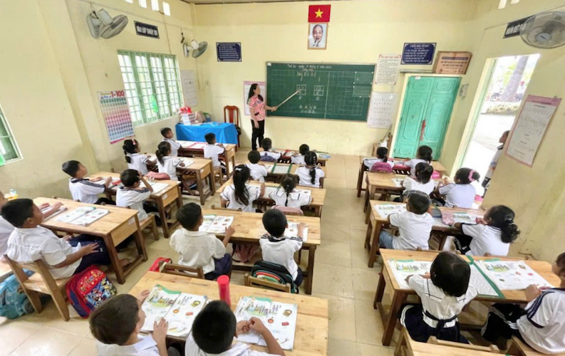 Mang theo tình yêu thương dành cho học trò trong mỗi ngày đến trường