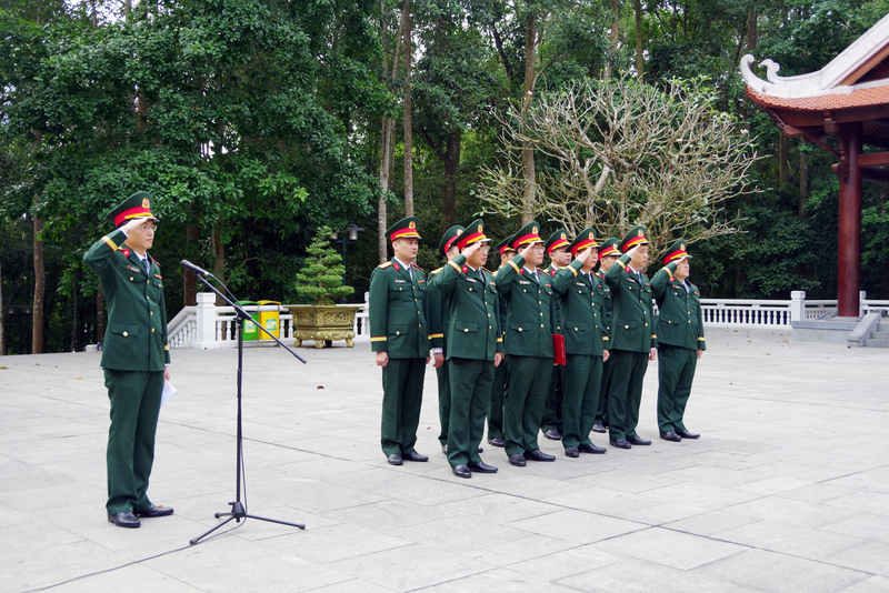 Khoa Tư tưởng Hồ Chí Minh, Trường Sĩ quan Chính trị báo công dâng Bác