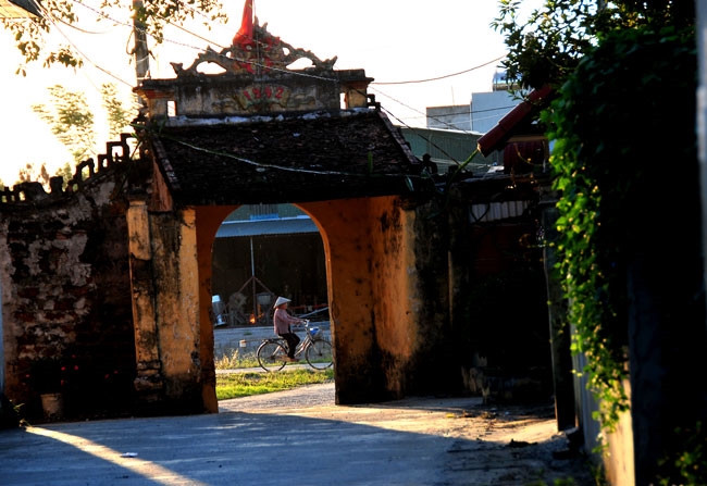 Nếp nhà xưa giữa phố thị nay Khi truyền thống tìm lối sống lại