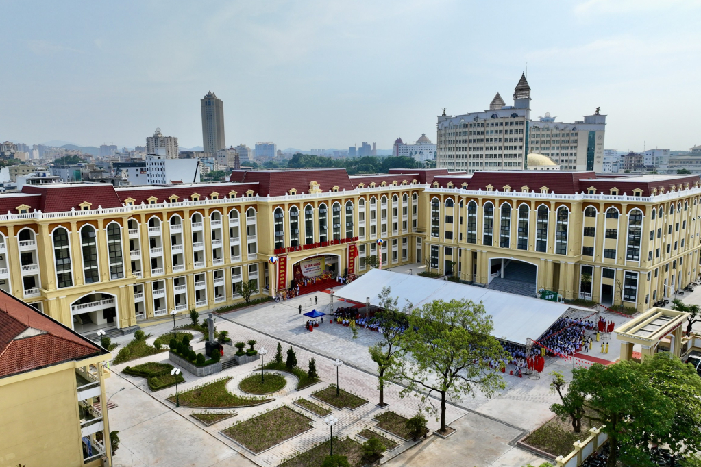 Quảng Ninh Triển khai hiệu quả ba đột phá chiến lược