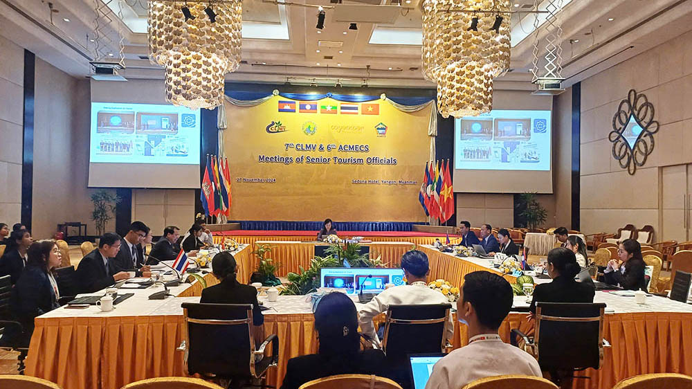 Việt Nam tham dự Hội nghị quan chức cao cấp du lịch tại Myanmar