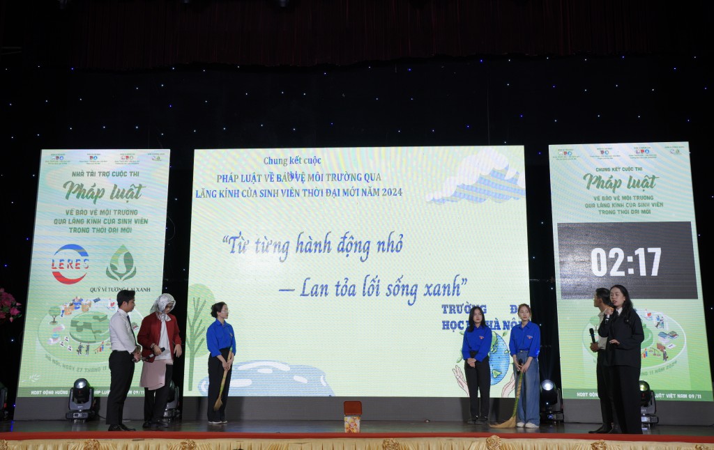 “Pháp luật về bảo vệ môi trường qua lăng kính sinh viên thời đại mới”