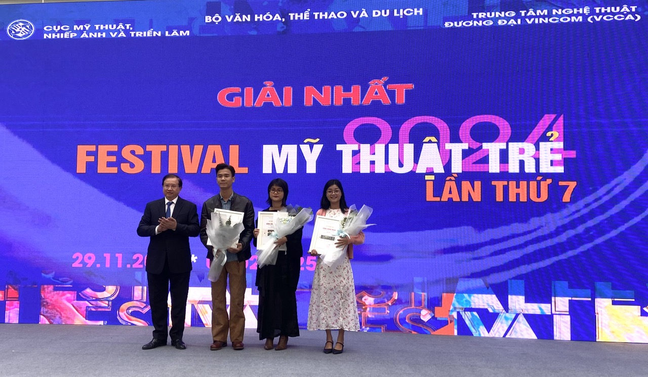 27 tác phẩm xuất sắc được trao giải thưởng Festival mỹ thuật trẻ lần thứ 7
