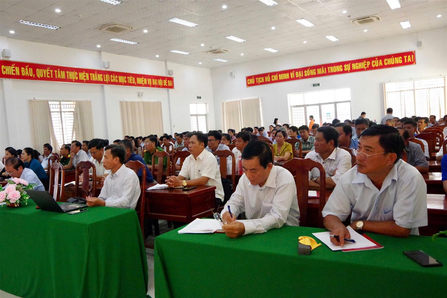 Ban Tuyên giáo Tỉnh uỷ tỉnh Trà Vinh tổ chức Hội nghị tuyên truyền biển, đảo Việt Nam