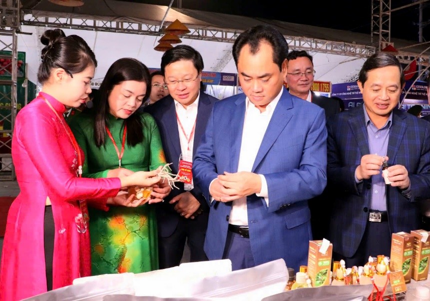 Khai mạc Hội chợ Công Thương khu vực Đông Bắc - Thái Nguyên năm 2024