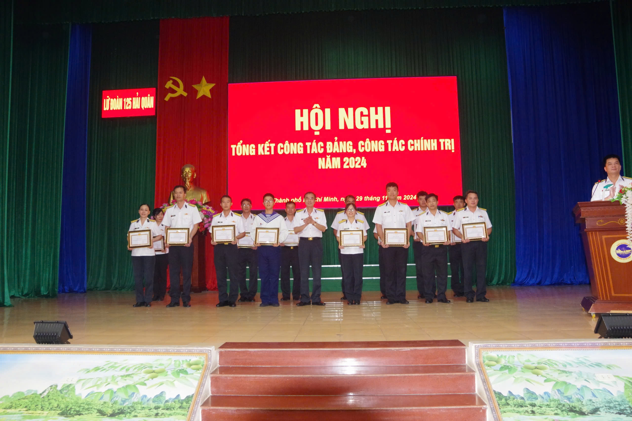 Lữ đoàn 125 Vùng 2 Hải quân hoàn thành tốt hoạt động công tác Đảng, công tác chính trị