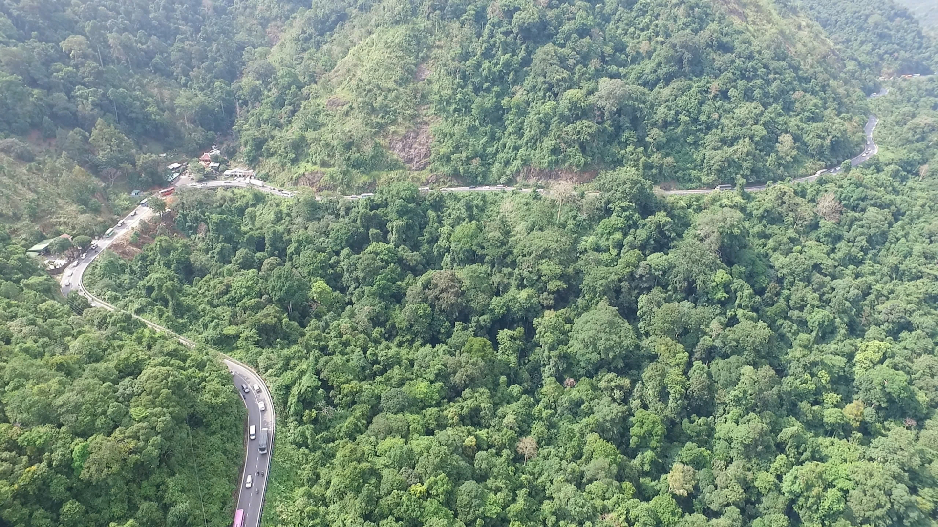 Cấm ô tô tải lưu thông qua đèo Bảo Lộc trong thời gian khai mạc Festival Hoa Đà Lạt