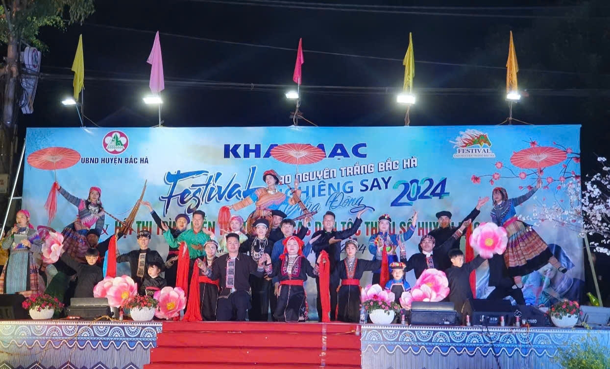 Khai mạc Festival Cao nguyên trắng Bắc Hà 2024 với chủ đề “Nghiêng say mùa Đông”
