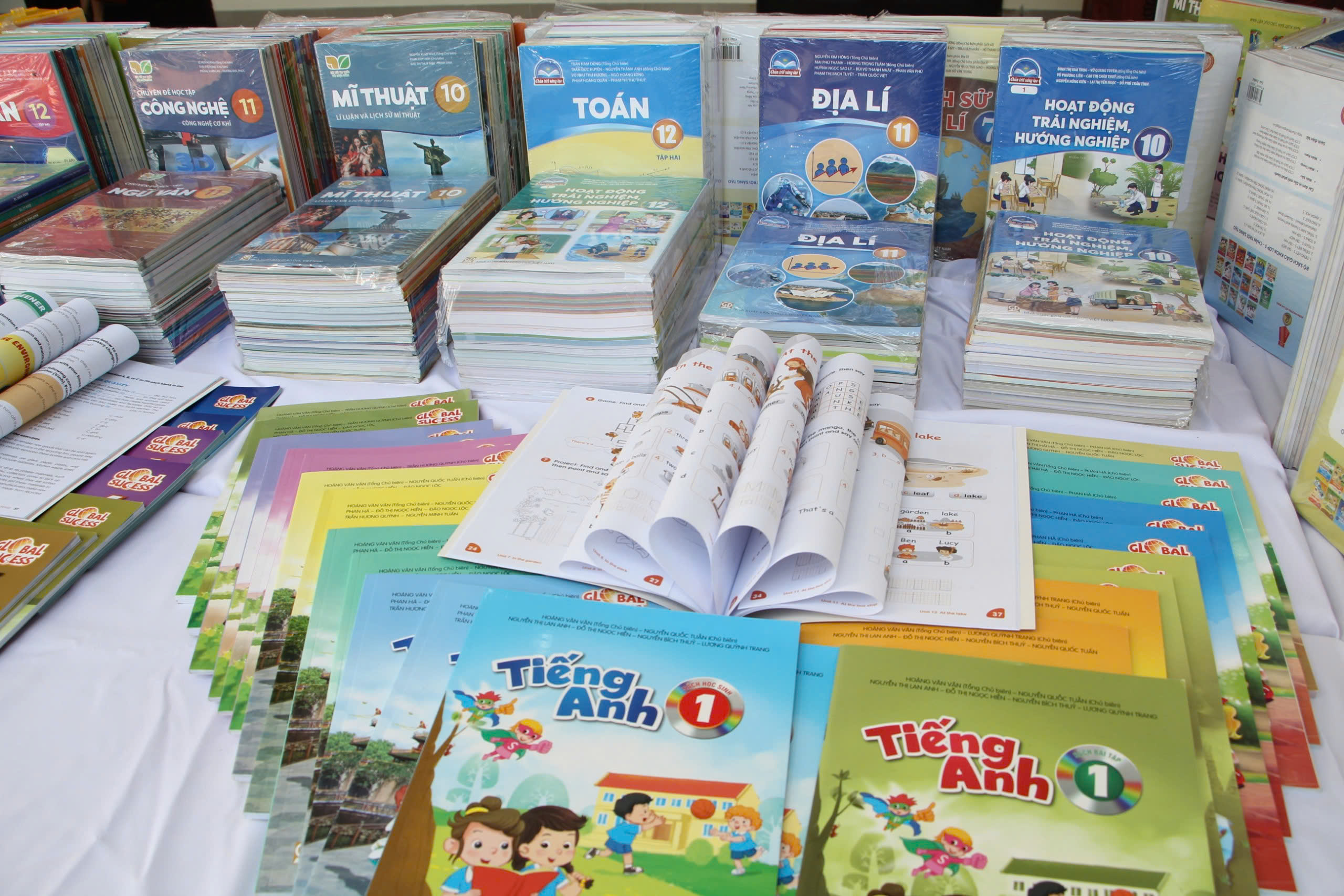 Nhà Xuất bản Giáo dục Việt Nam Nỗ lực lớn trong biên soạn sách giáo khoa theo Chương trình giáo dục phổ thông 2018