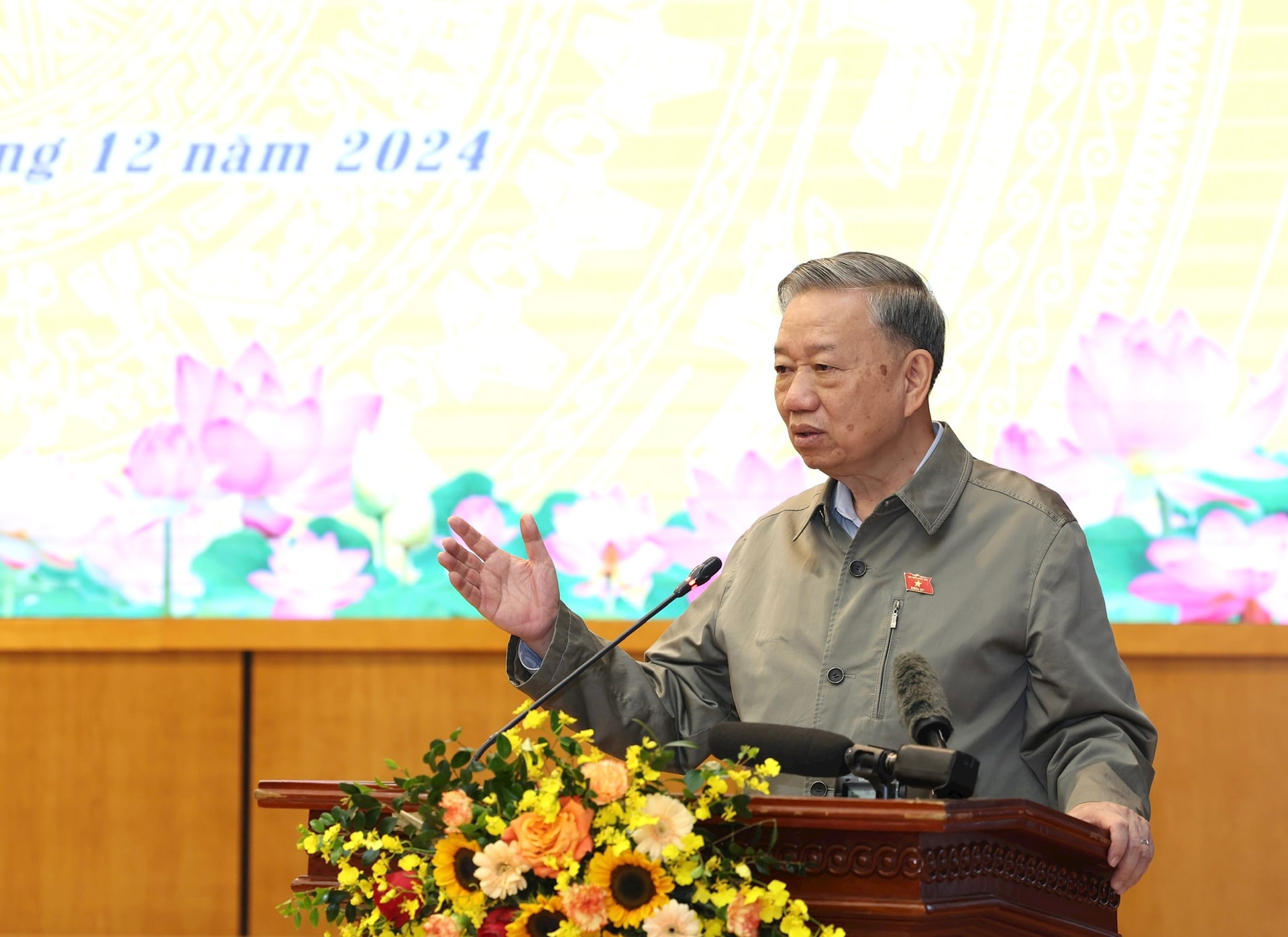 Tổng Bí thư Tô Lâm tiếp xúc cử tri Hà Nội sau Kỳ họp thứ 8, Quốc hội khóa XV