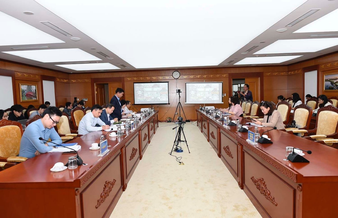 Tháo gỡ khó khăn, đẩy nhanh giải ngân vốn đầu tư công nguồn vốn nước ngoài tại các địa phương