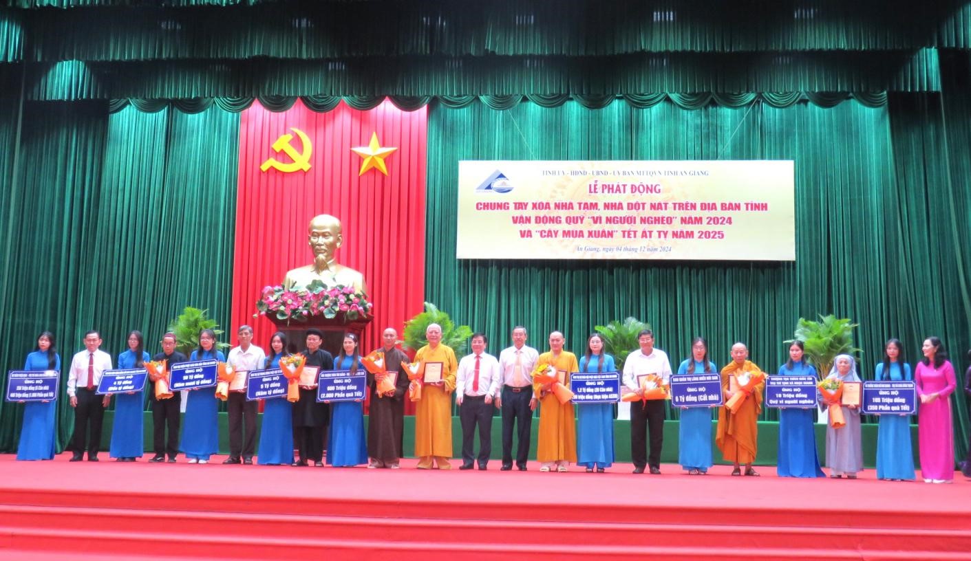 An Giang tiếp nhận hơn 223 tỷ đồng ủng hộ các phong trào an sinh