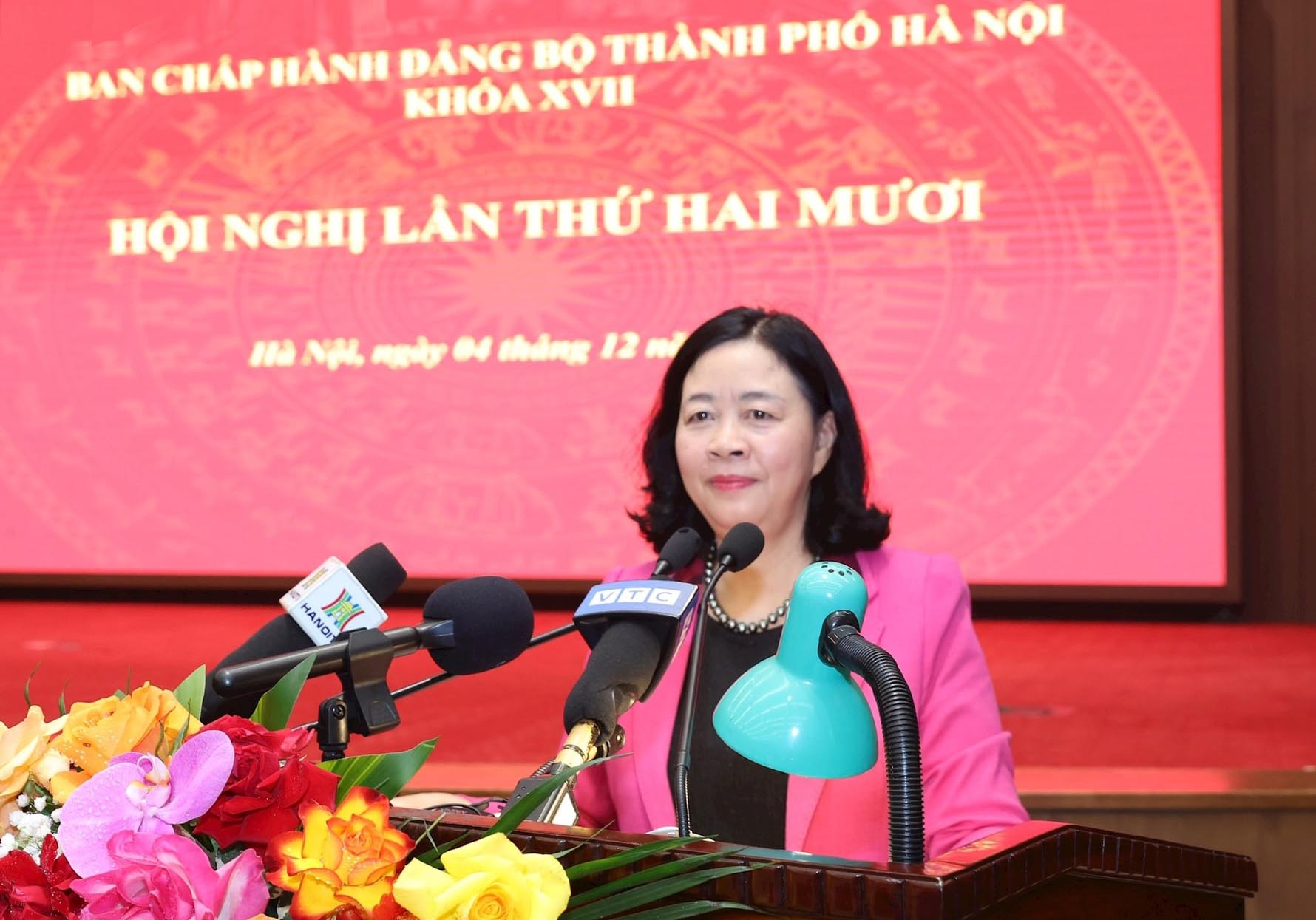 Đánh giá đúng tình hình, ra quyết sách đúng đắn đưa Thủ đô phát triển