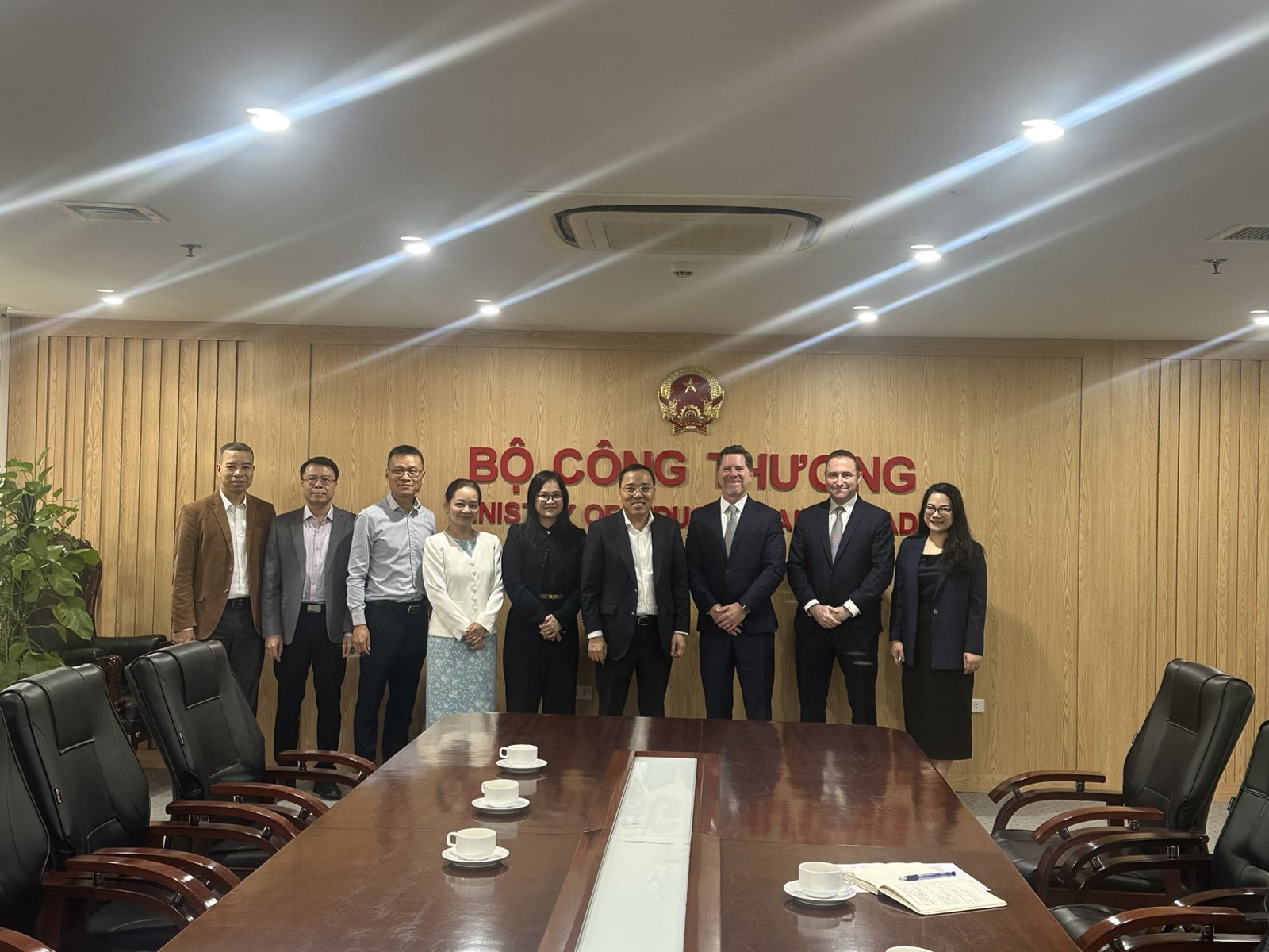 Ngân hàng HSBC làm việc với Bộ Công Thương