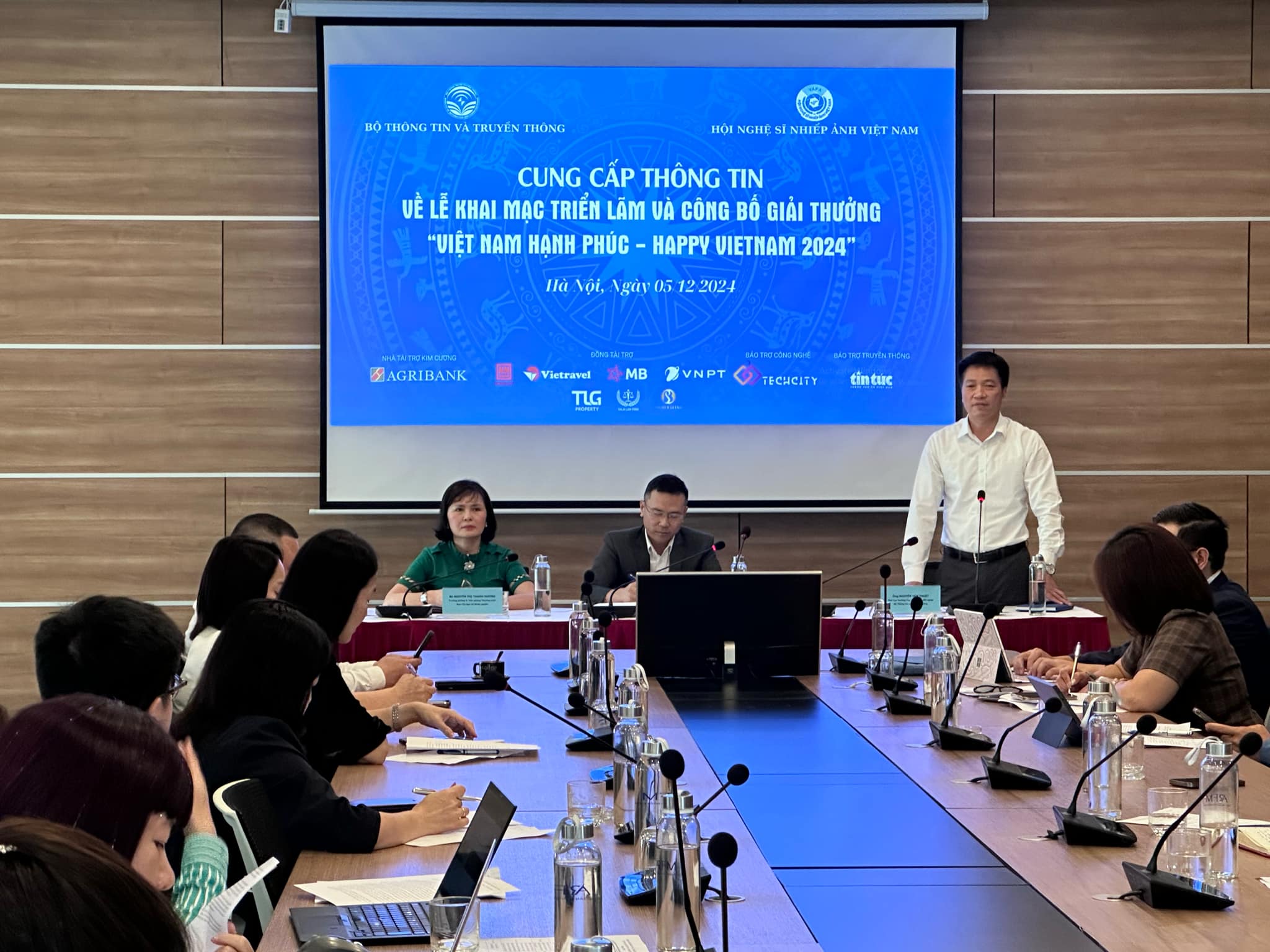 34 tác phẩm được trao giải Cuộc thi Việt Nam hạnh phúc - Happy Vietnam năm 2024”