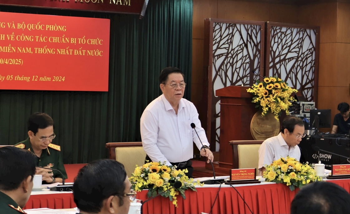 Tổ chức lễ kỷ niệm 50 năm Ngày Giải phóng miền Nam phải tương xứng với tầm vóc lịch sử