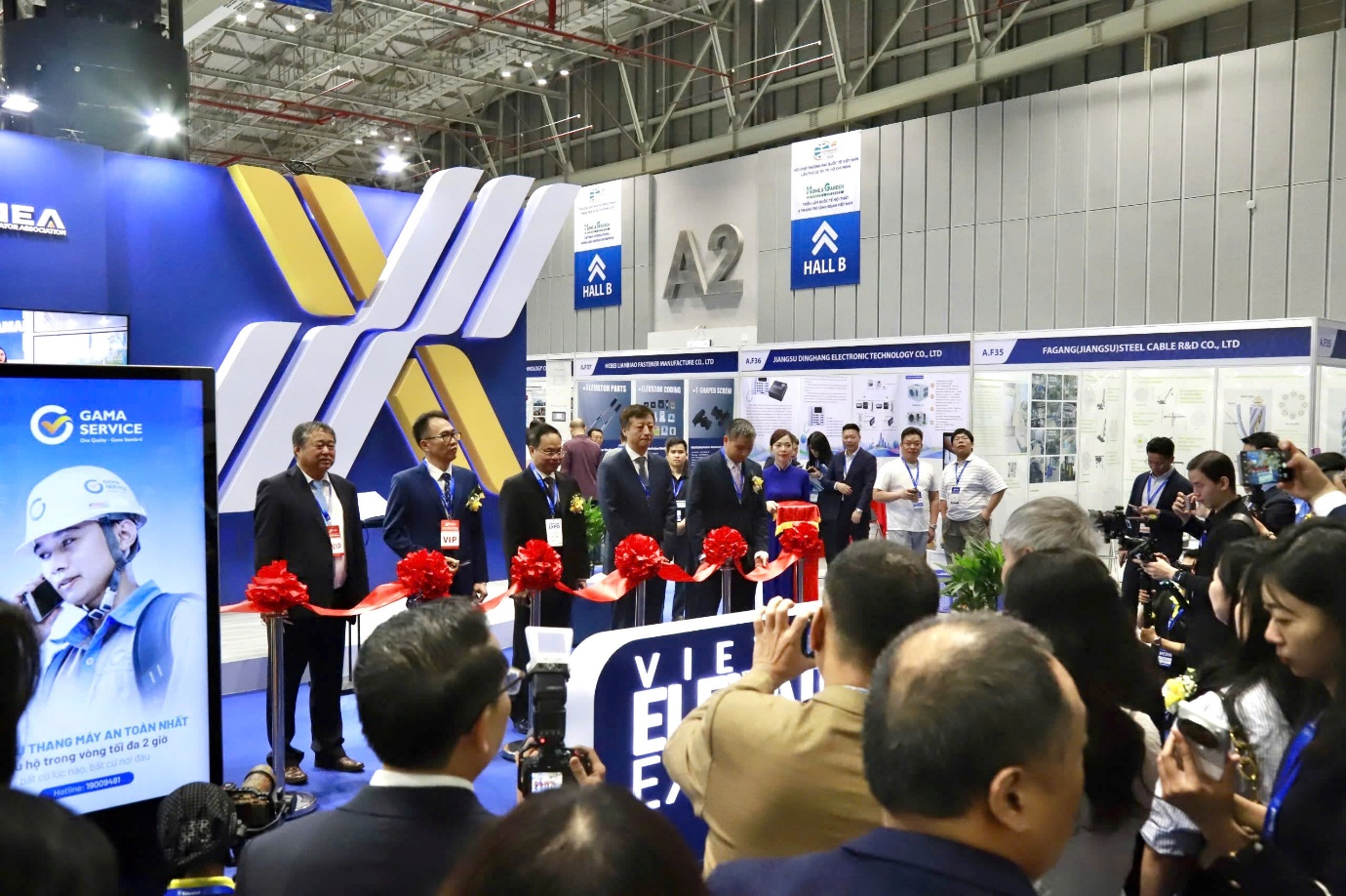 Chính thức khai mạc Triển lãm Thang máy Vietnam Elevator Expo 2024