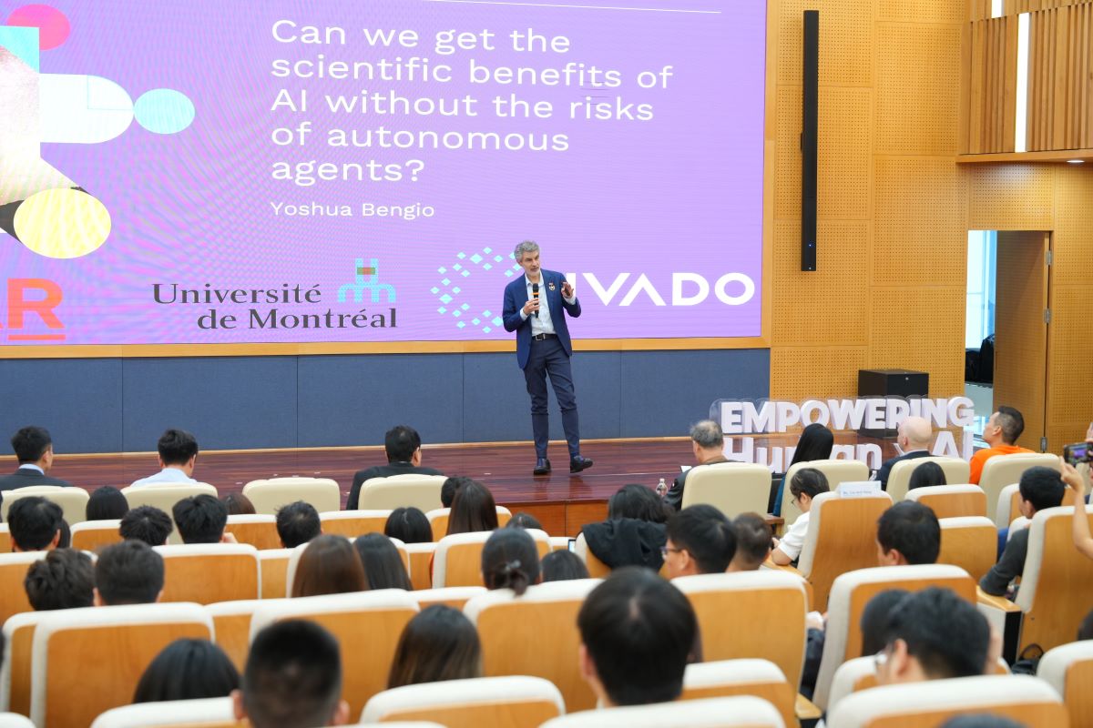 200 chuyên gia công nghệ Việt Nam nâng tầm kiến thức từ thiên tài AI thế giới