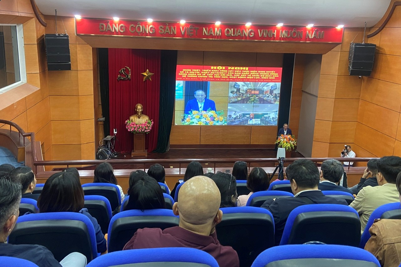 Bộ VH-TT DL quán triệt, triển khai tổng kết việc thực hiện Nghị quyết số 18-NQ TW