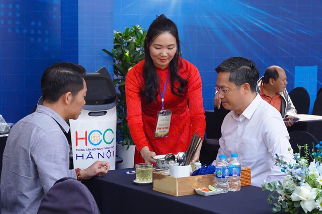 Quảng bá Phở số Hà Thành với ứng dụng công nghệ mới