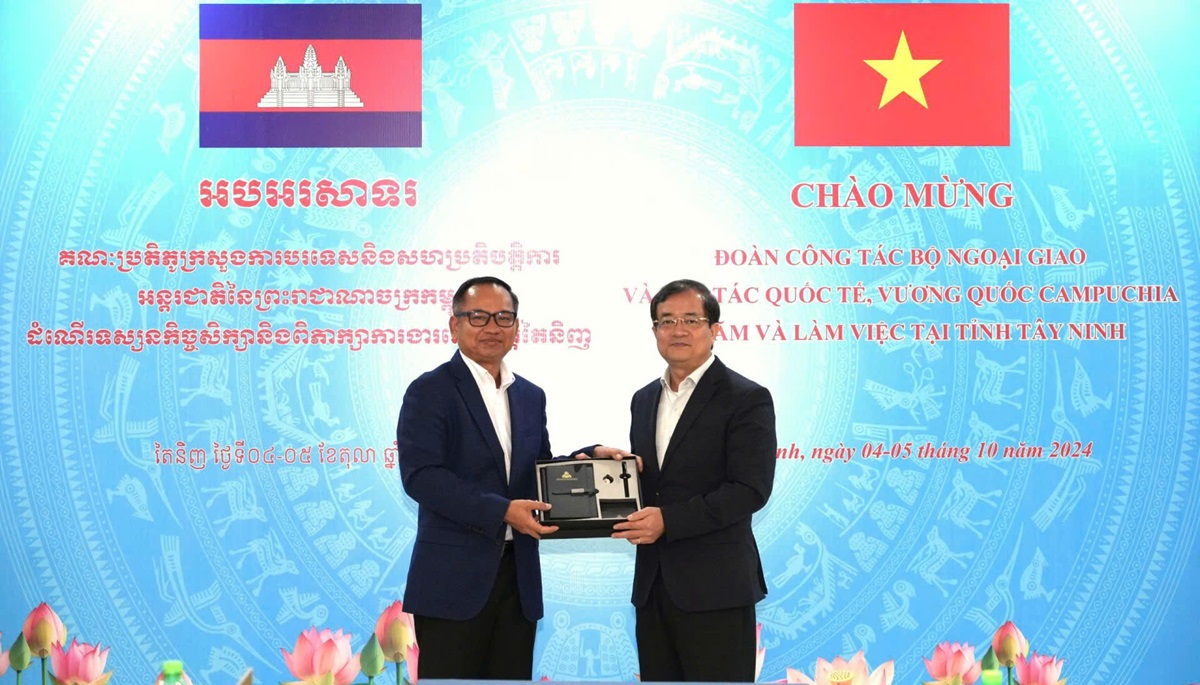 Tây Ninh thúc đẩy giao lưu thương mại với các tỉnh biên giới Campuchia