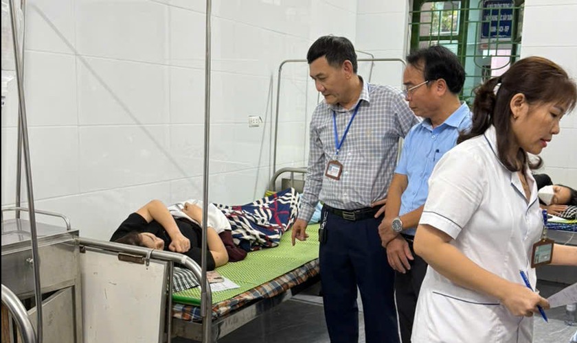 Tạm đình chỉ đơn vị cung cấp suất ăn sau khi 84 công nhân nhập viện