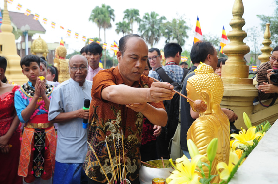 Tết Chôl Chnăm Thmây Bản sắc văn hóa thiêng liêng của người Khmer