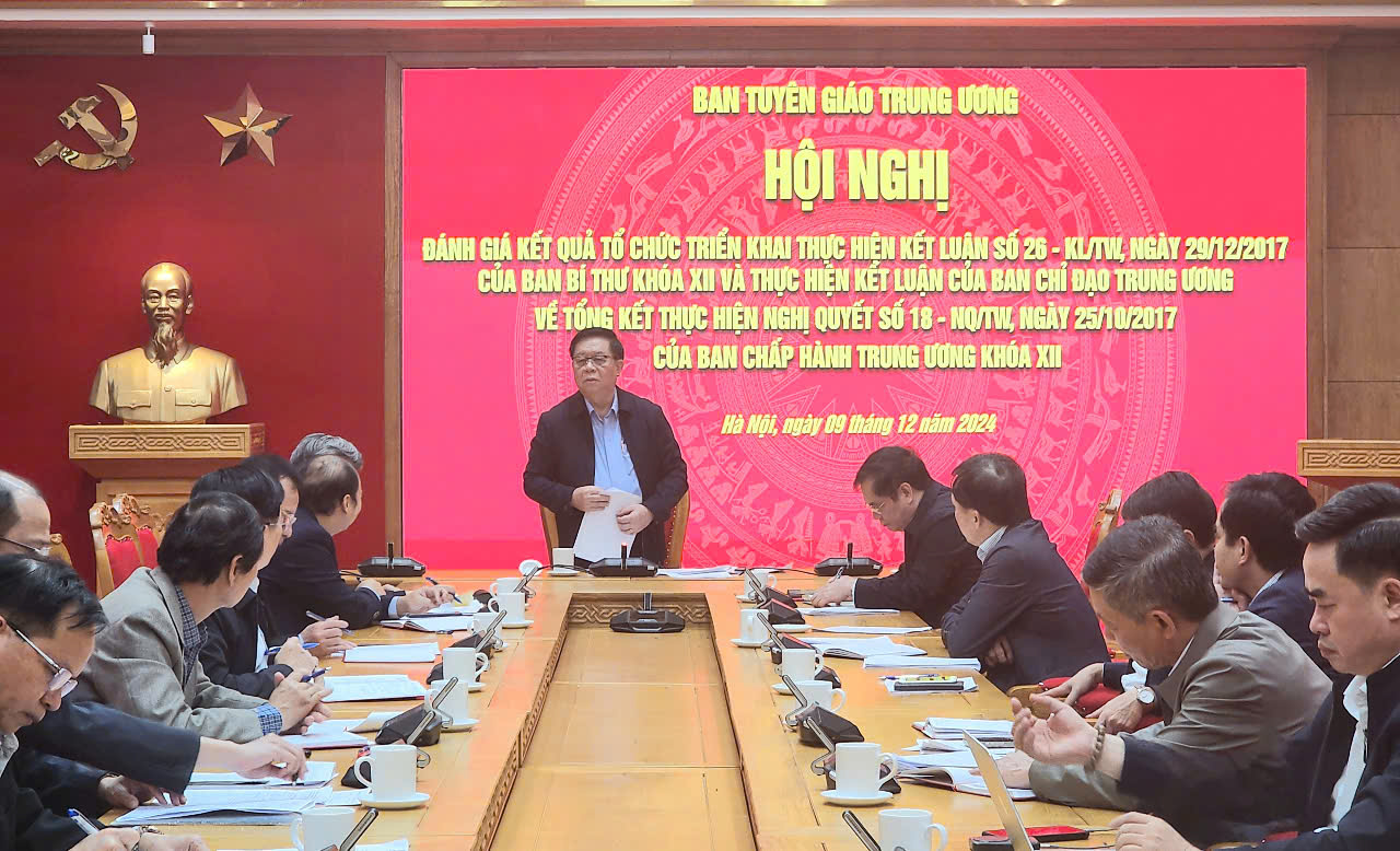 Các ban Đảng Trung ương gương mẫu, đi đầu trong việc sắp xếp các tạp chí