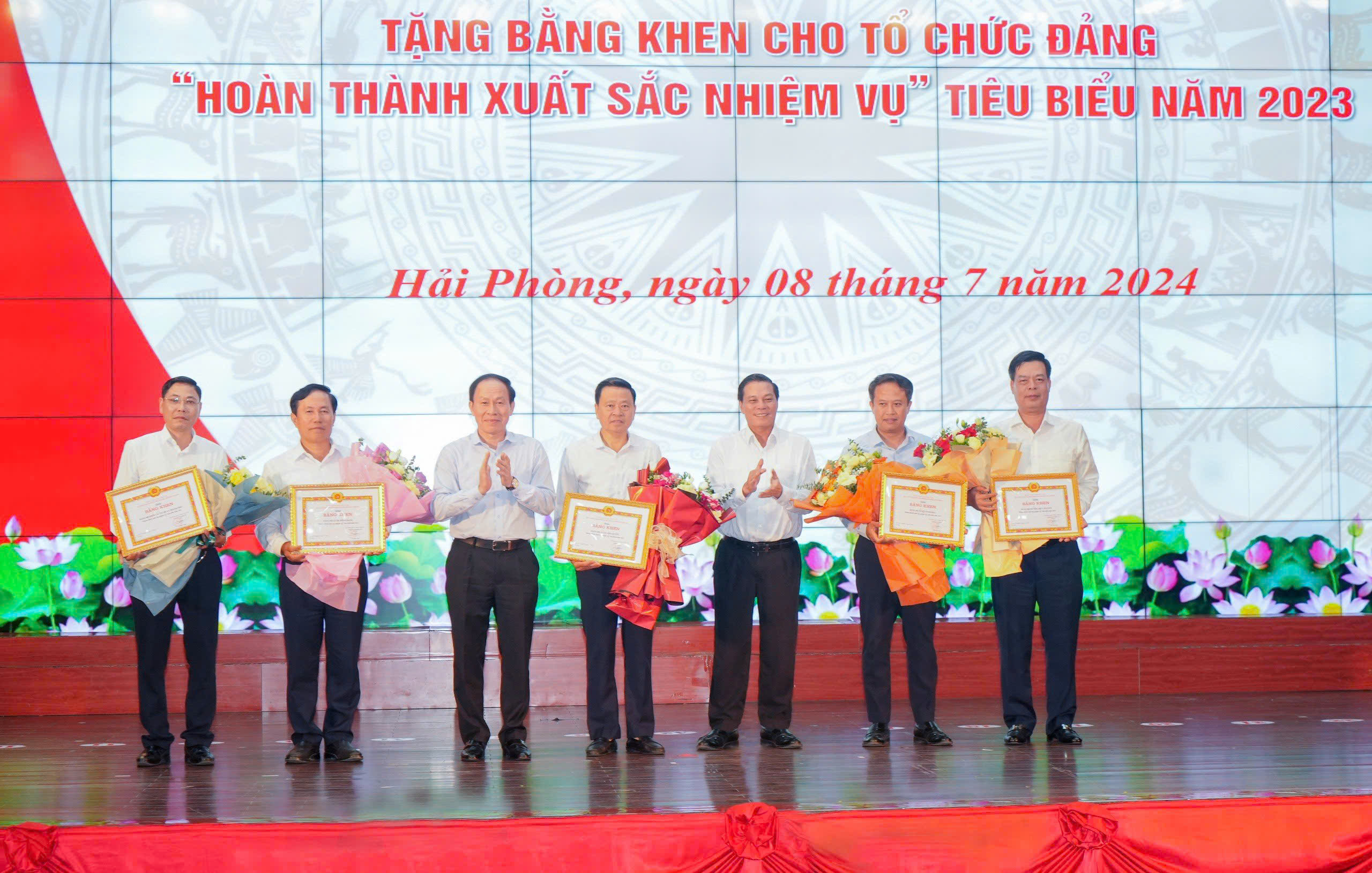 Đảng bộ huyện Vĩnh Bảo chăm lo công tác xây dựng Đảng trong sạch, vững mạnh