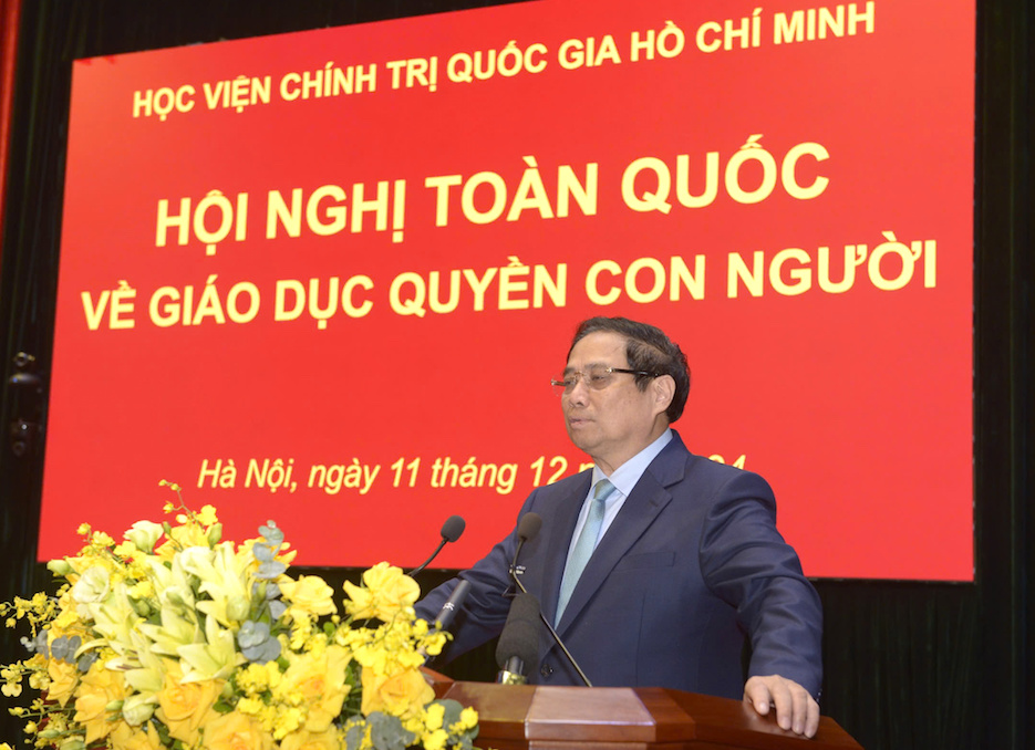 Tiếp tục quan tâm bảo vệ quyền con người và giáo dục quyền con người