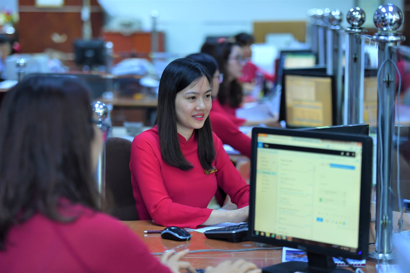 Tăng tốc huy động vốn làm đòn bẩy tăng trưởng