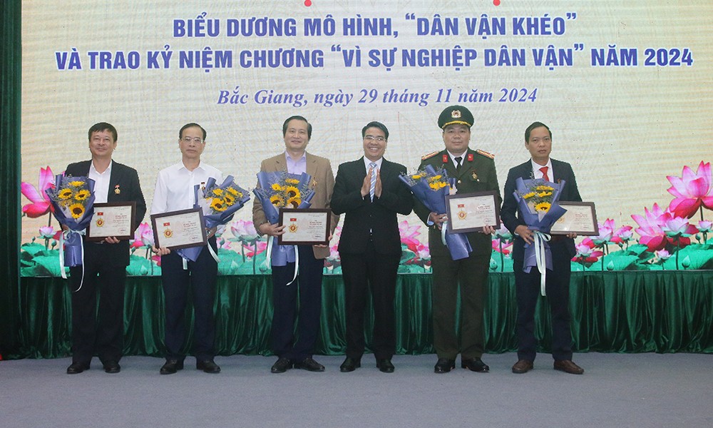 Bắc Giang Biểu dương 55 mô hình, điển hình dân vận khéo