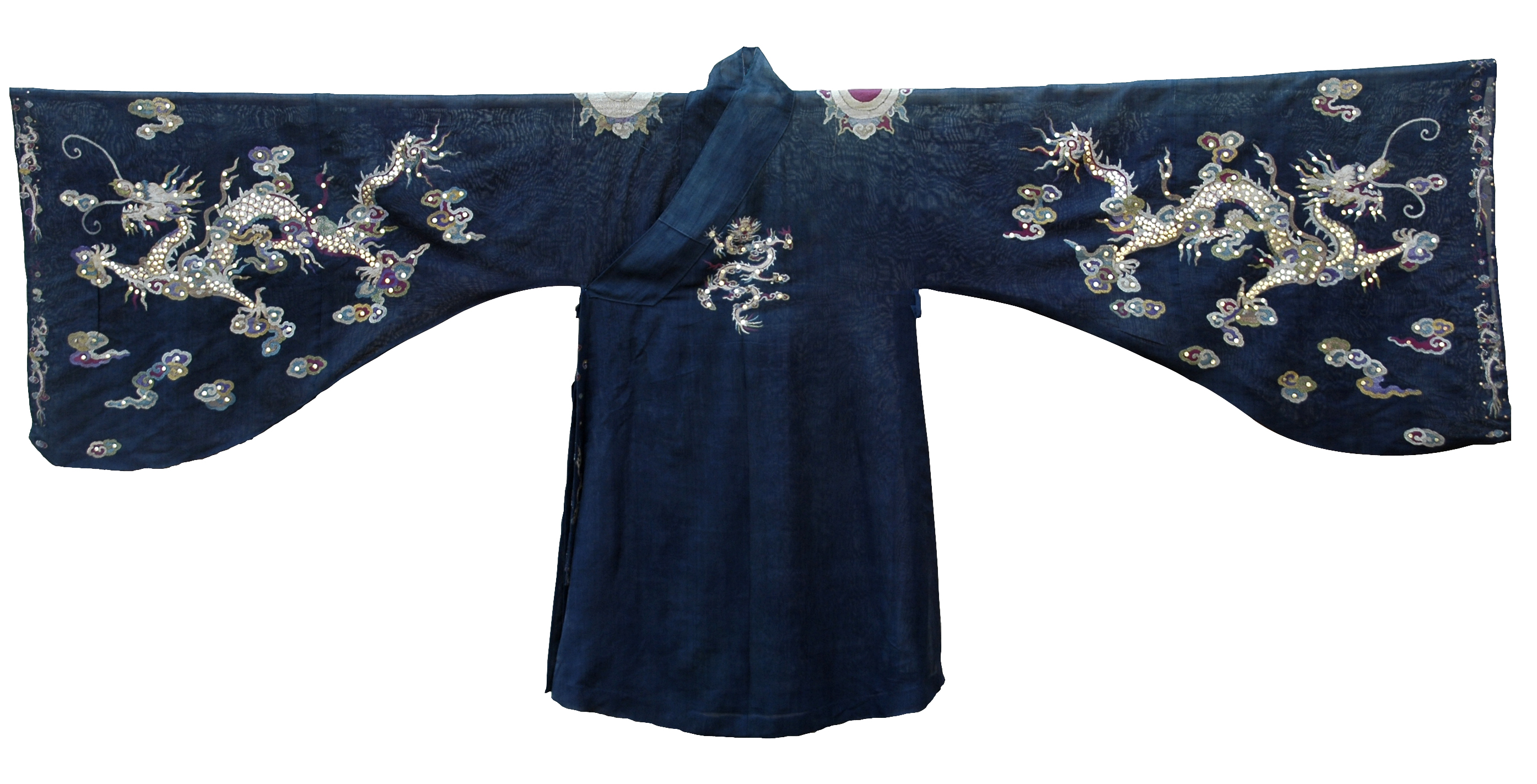 Đặc sắc áo tế Giao của vua triều Nguyễn