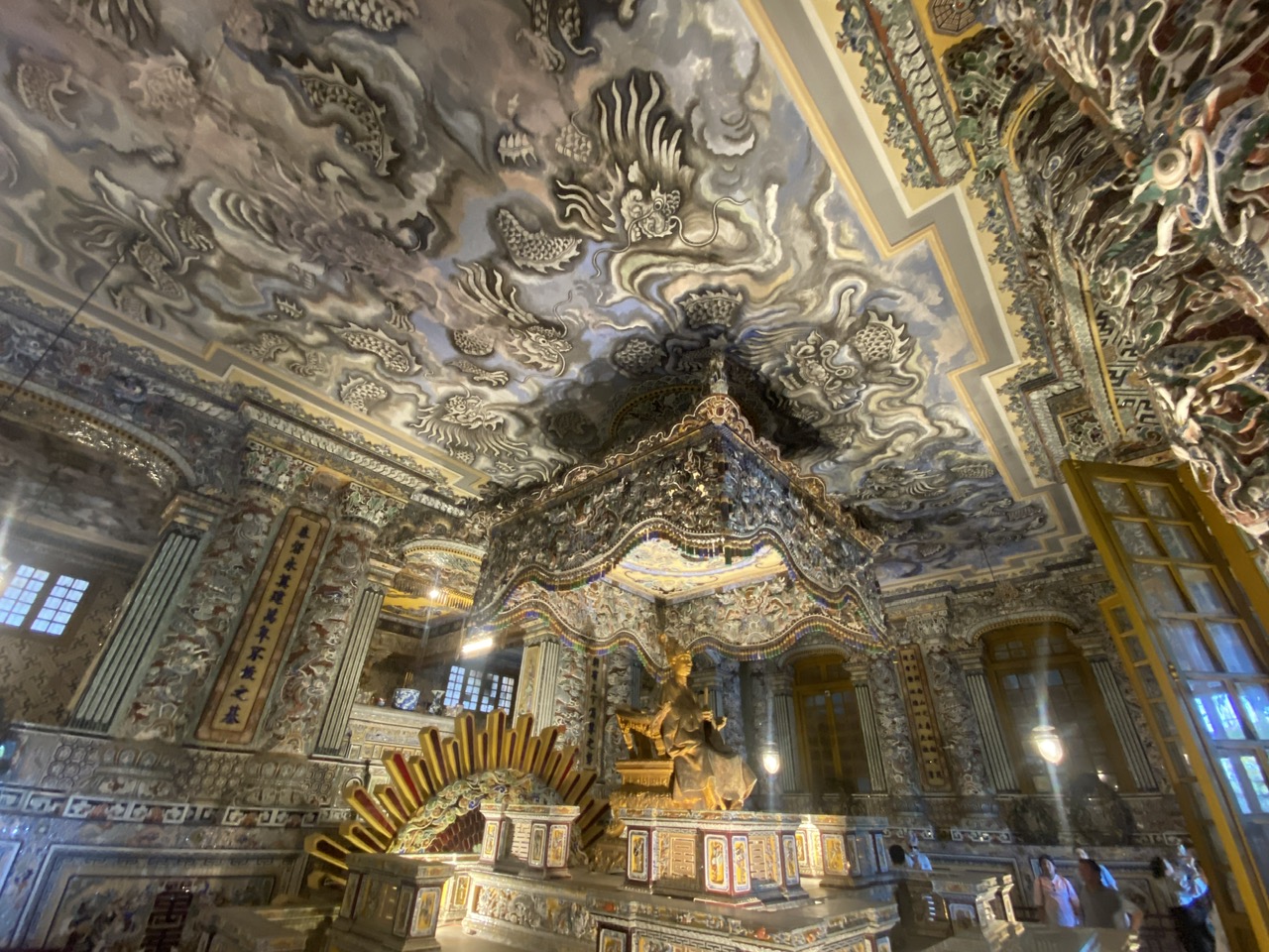 Thừa Thiên Huế Dấu ấn trong lăng vua Khải Định