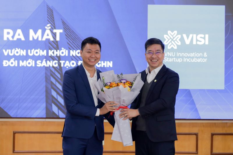 Ra mắt Vườn ươm Khởi nghiệp và Đổi mới sáng tạo Đại học Quốc gia Hà Nội