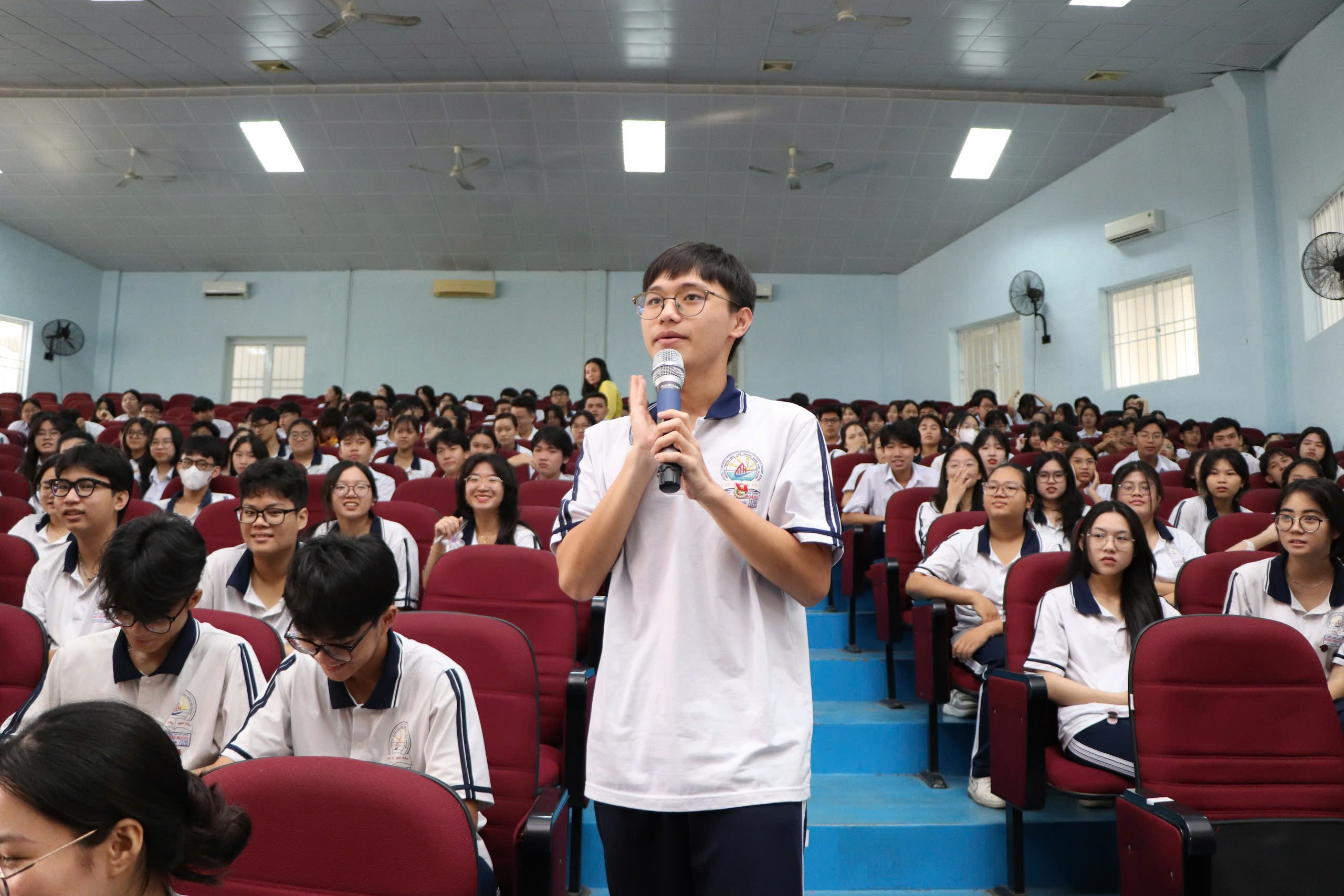 Hỗ trợ trẻ em tương tác lành mạnh, sáng tạo trên môi trường mạng