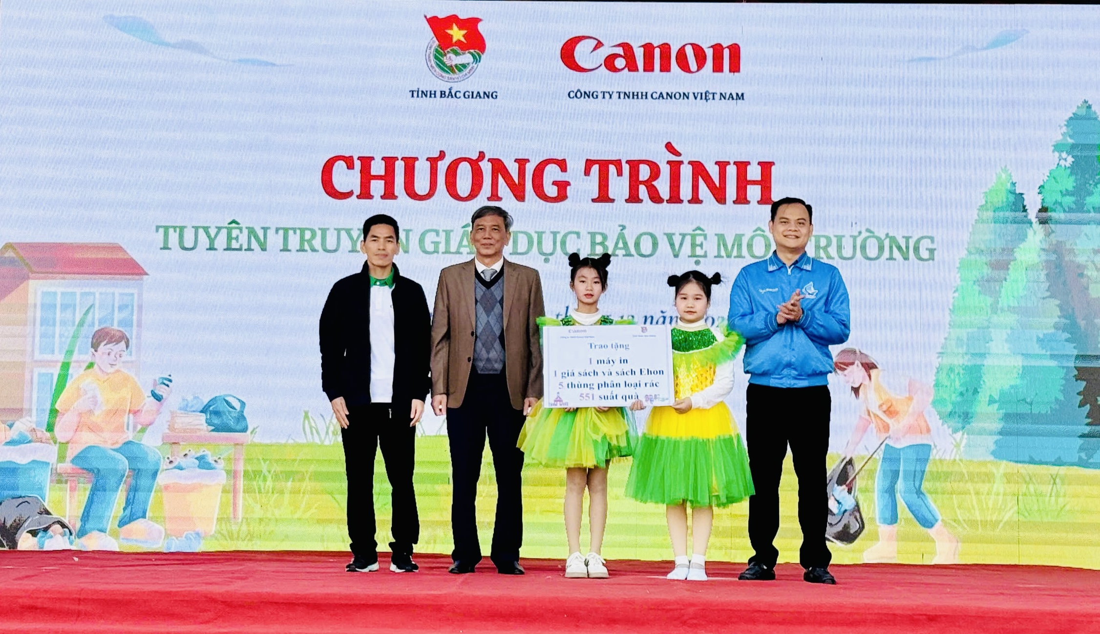 Canon Việt Nam tiếp tục chung tay vì môi trường tại tỉnh Bắc Giang