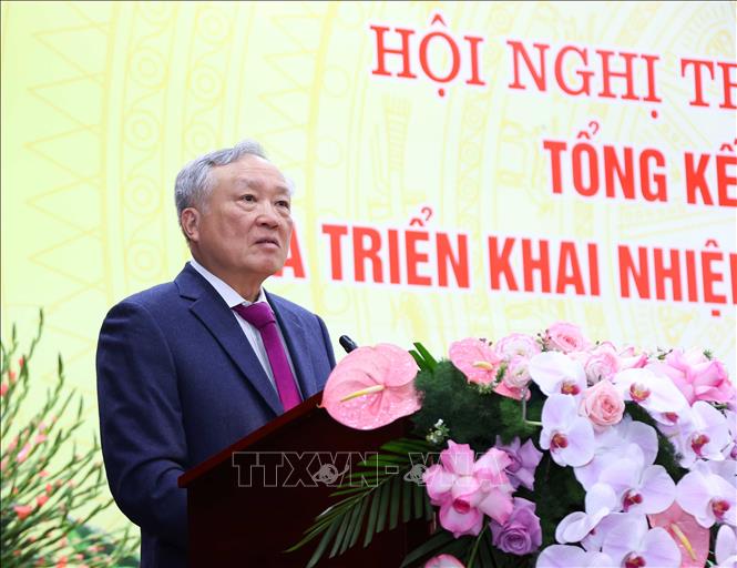 Sắp xếp tinh gọn bộ máy tránh để người tài xin nghỉ, người dở ở lại