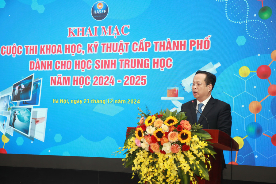 Hà Nội Khai mạc cuộc thi khoa học kỹ thuật dành cho học sinh trung học