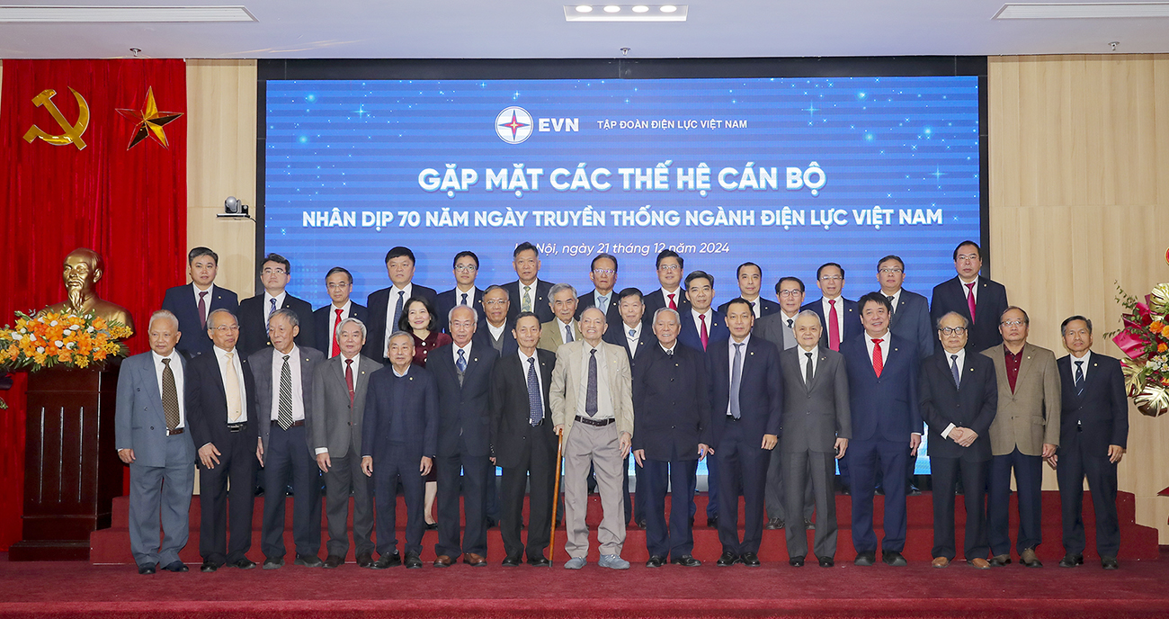 Tri ân các thế hệ cán bộ, người lao động ngành Điện lực Việt Nam