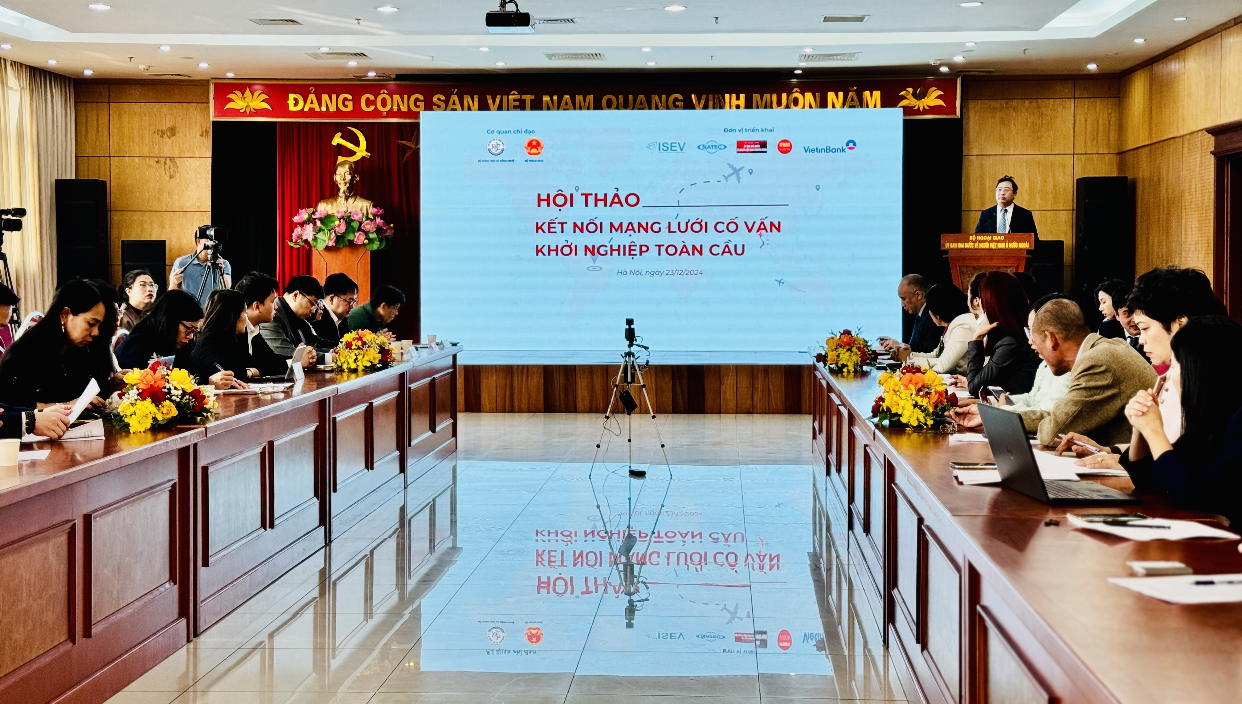 Kết nối mạng lưới cố vấn khởi nghiệp toàn cầu