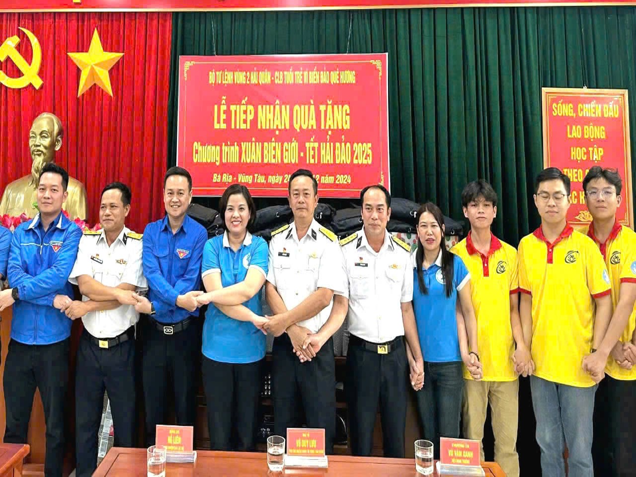 Lan tỏa chương trình “Xuân biên giới - Tết hải đảo” tại Tiểu đoàn DK1