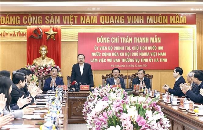Đề ra các giải pháp trọng tâm, đột phá phù hợp với thực tiễn