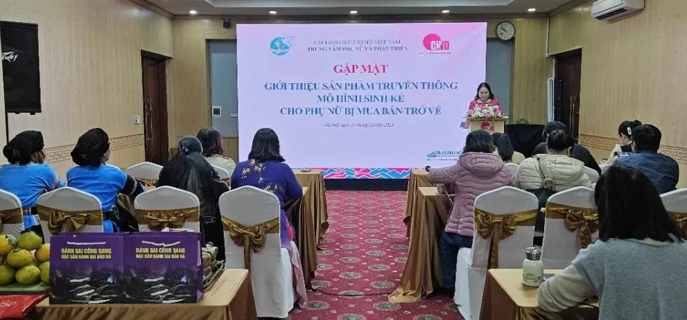 Truyền thông mô hình sinh kế cho phụ nữ bị mua bán trở về