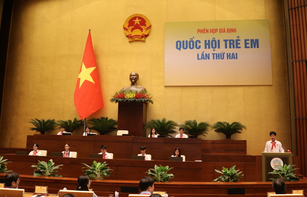 Từ tiếng nói, nguyện vọng của trẻ em tới Nghị quyết của Quốc hội cấm thuốc lá điện tử