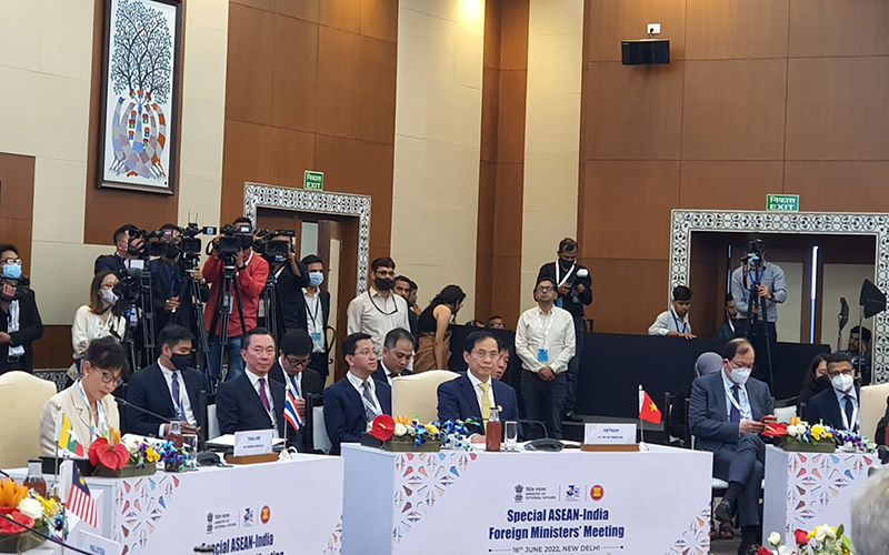 Vietnam makes positive contributions to ASEAN-India relations