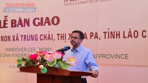Handing over kindergarten project in Lao Cai sponsored by Indian Embassy